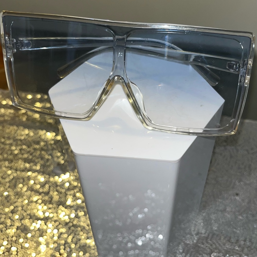Blue Tinted Lenses